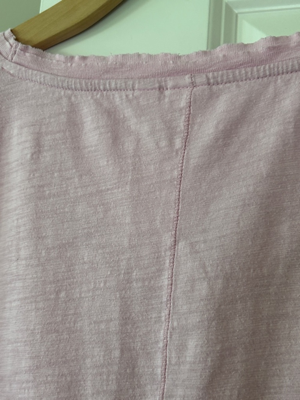 Bundle! GAP 2 V-Neck Raw Edge Tees Sz XL w MEASUREMENTS Chino & Butterfly Lilac - Picture 11 of 11